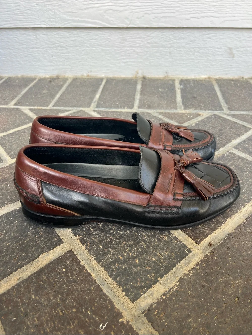 EUC Men’s 8.5 Johnston & Murphy Aragon II Kiltie Tassel Loafers